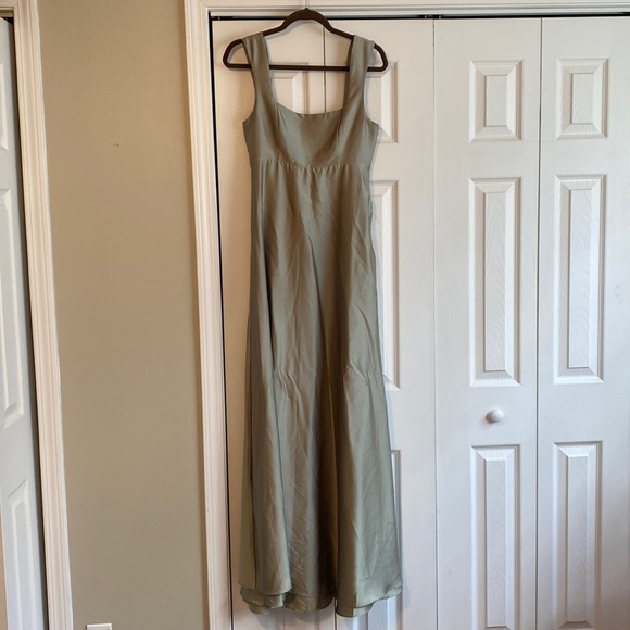 Show me your Mumu Madi Gown Bridesmaid Dress - Picture 1 of 6